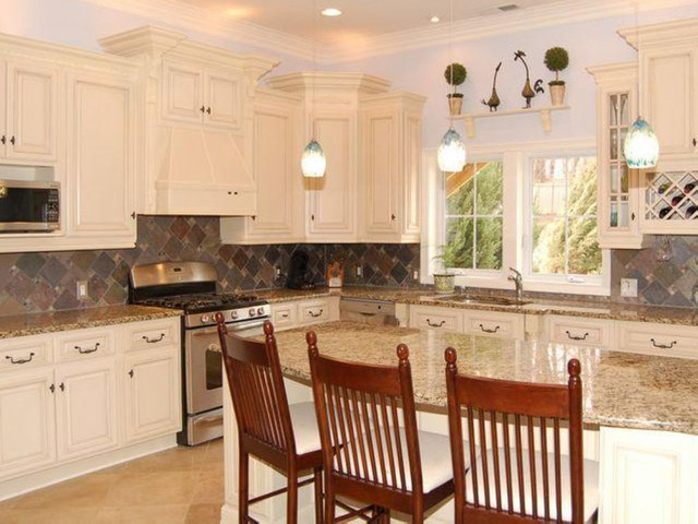 Antique White Kitchen Cabinets Home Design - Modern - Columbus .