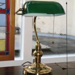 Brass Desk top Bankers Lamp with green glass, English Decoratio