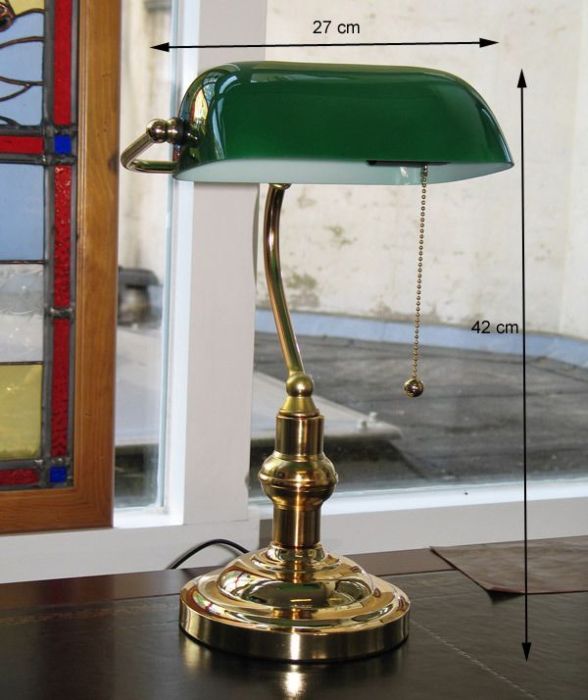 Brass Desk top Bankers Lamp with green glass, English Decoratio