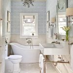 Traditional Bathroom Decor Ideas | Traditional bathroom, Bathroom .