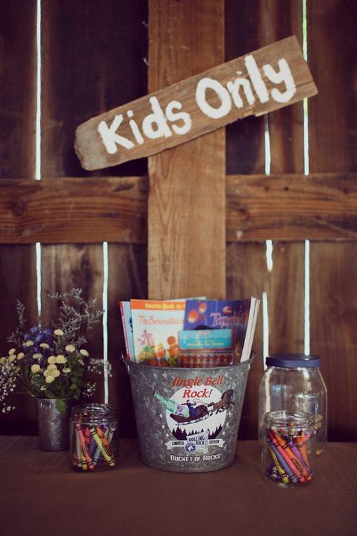 The Best Kids Table Ideas For Your Wedding | Wedding with kids .