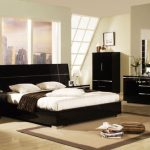 Black gloss bedroom furnitu