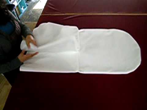 How To Fold A Chair Cover - YouTu