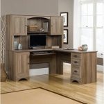 Corner Computer Desk with Hutch - Harbor View | RC Willey .