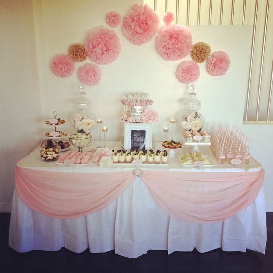 Pink girl baby shower table. DIY table skirt idea: by blanca .
