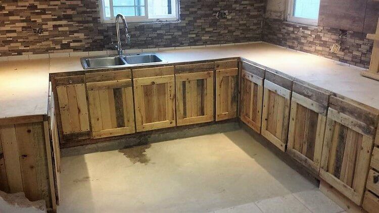 DIY Wood Pallet Kitchen Cabinets | Pallet Wood Projects | Pallet .