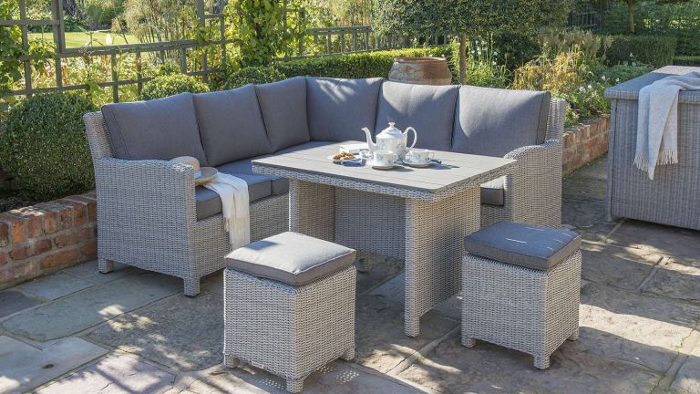 Tips to Decorate your Rattan Garden Furniture - AleshaTe