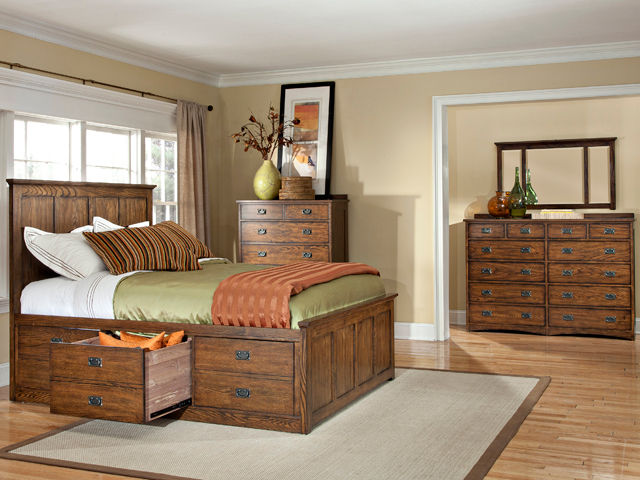 Oak Park King Storage Bedroom Set | The Furniture Ma