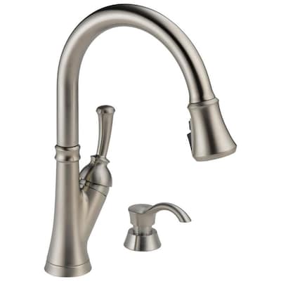 Delta Savile Stainless 1-Handle Deck Mount Pull-down Residential .