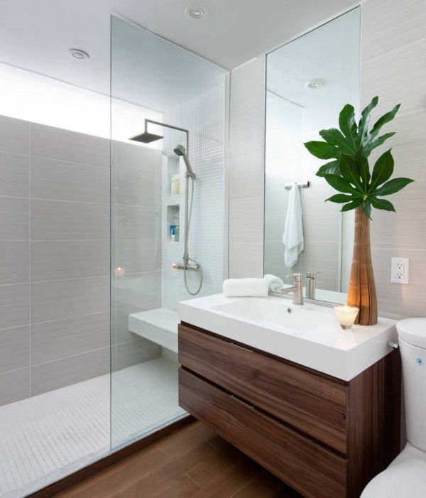 The Luxury Look of High-End Bathroom Vanities | Modern small .