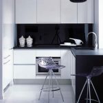 4 - Λευκές επιλογές | Small apartment kitchen, Small modern .