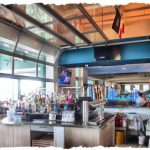 Indoor/outdoor bar - Picture of The Island Grille & Raw Bar .