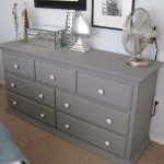29 Outstanding Paint Colors to Paint Your Furniture | Pine bedroom .