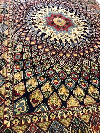 Beautiful Persian rug - Picture of Tribal Collections Nomadic Rugs .