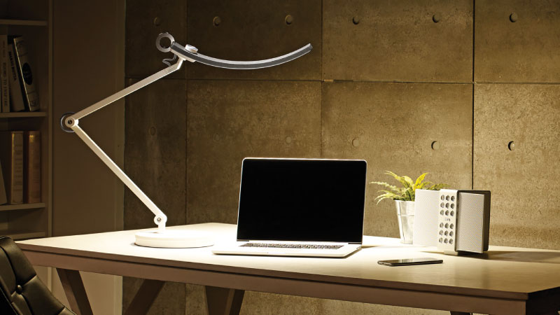 e-Reading Desk Lamp Series | Be