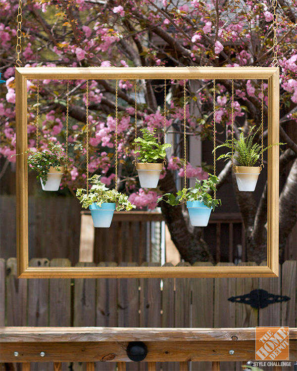 Outdoor Decorating Ideas: Vertical Gardens and Hanging Garde