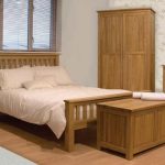 The Unique Design And Engraving Of The Interior Oak Bedroom Set .