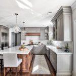 75 Beautiful Traditional Kitchen Pictures & Ideas | Hou