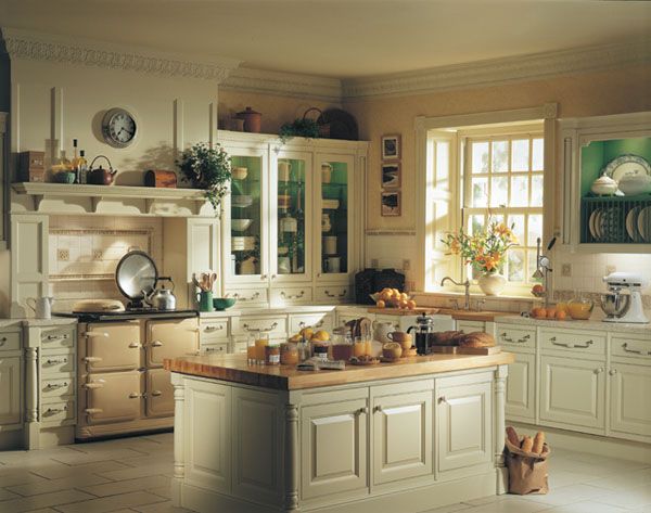 Modern Furniture: Traditional Kitchen Cabinets Designs Ideas 2011 .
