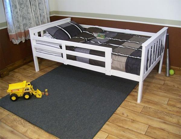 Kids Twin Mission Bed with Safety Rails from DutchCrafters Ami