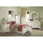 Victorian Bedroom Furniture: Amazon.c