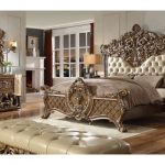 Uxmal Victorian Style Bedroom Furnitu