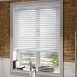 Get White venetian blinds of Quality - Decorifus