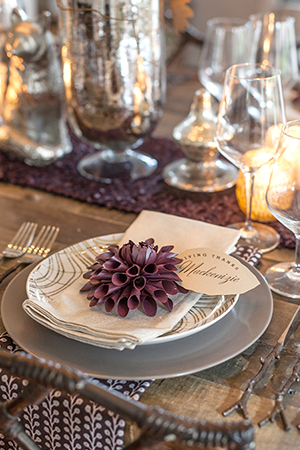 Place Cards for Thanksgiving Tablescape Decor Ideas