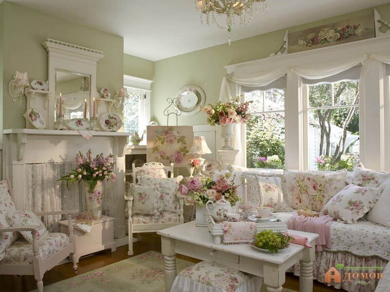 The Charm of Shabby Chic Furniture