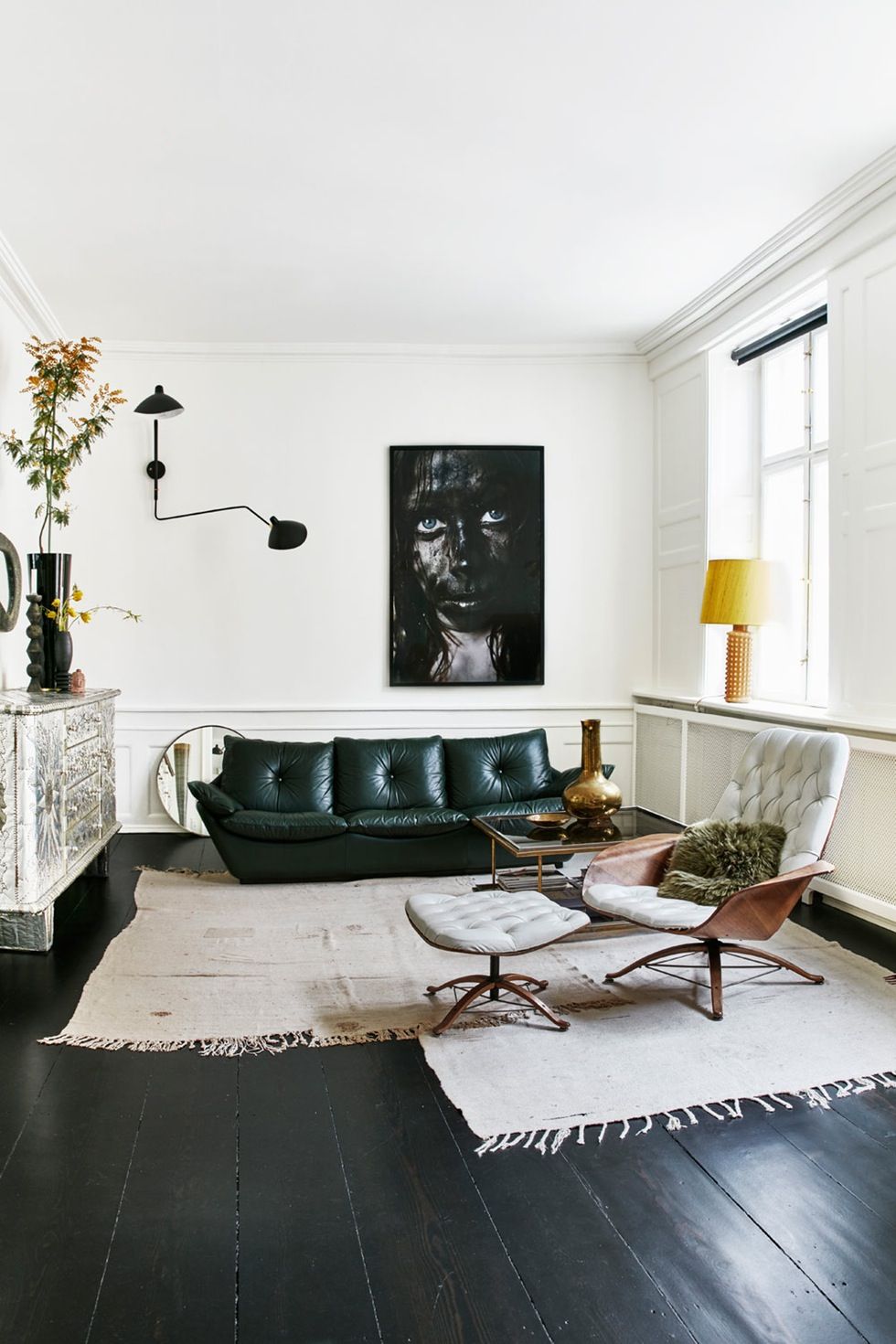 The Elegance of Black Sofas for Your Living Room