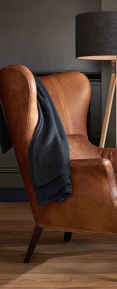 The Timeless Elegance of Leather Chairs