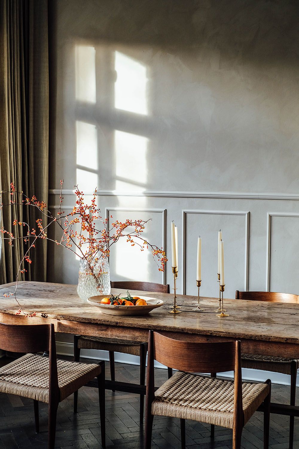 Beautiful Options for Your Dining Room Table