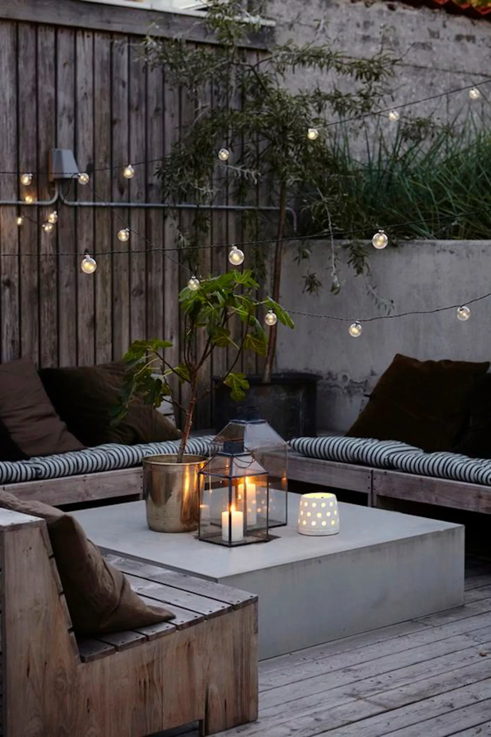 Create a Cozy Outdoor Oasis with These Small Patio Inspirations