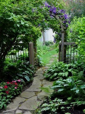 Creating a Beautiful Flagstone Patio for Your Outdoor Oasis