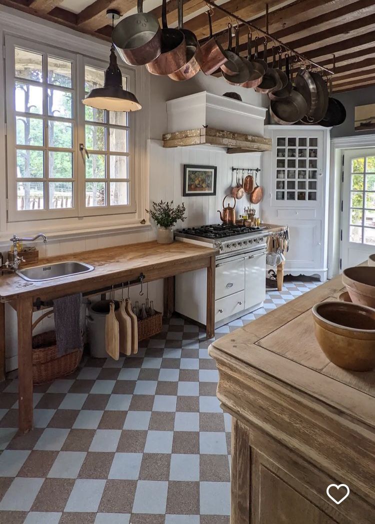 Country Kitchen Decor