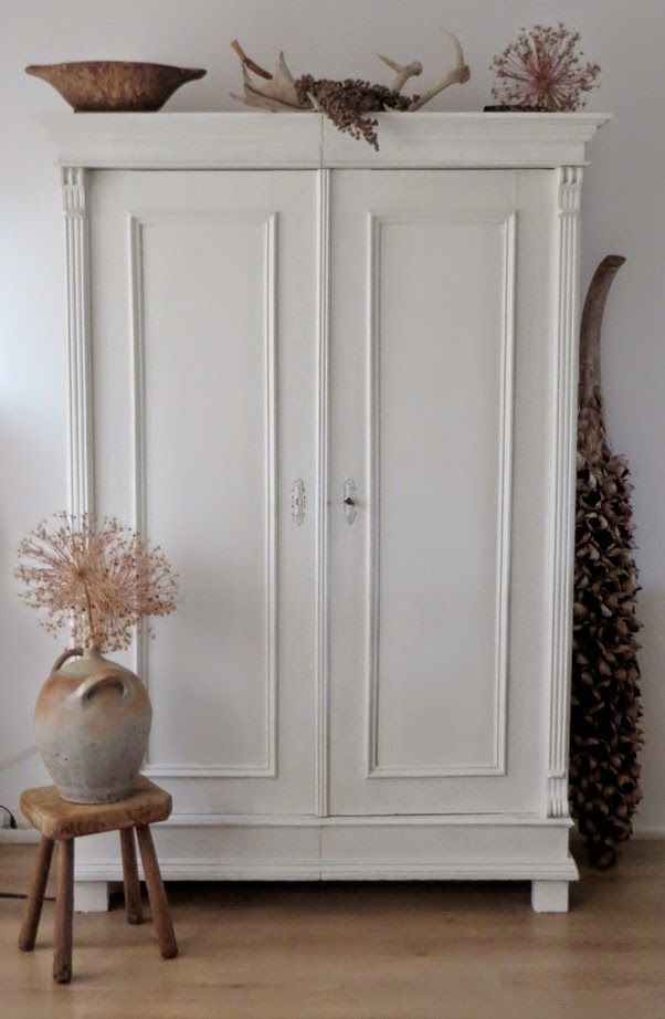 Elegant White Armoire: The Perfect Wardrobe Solution