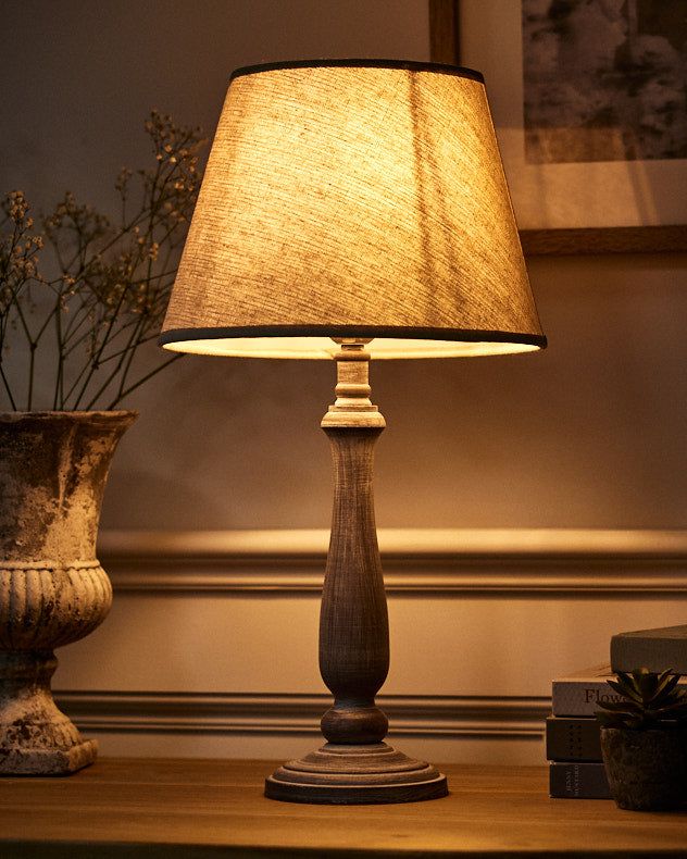 Elegant and Sophisticated Lighting Options for your Living Room