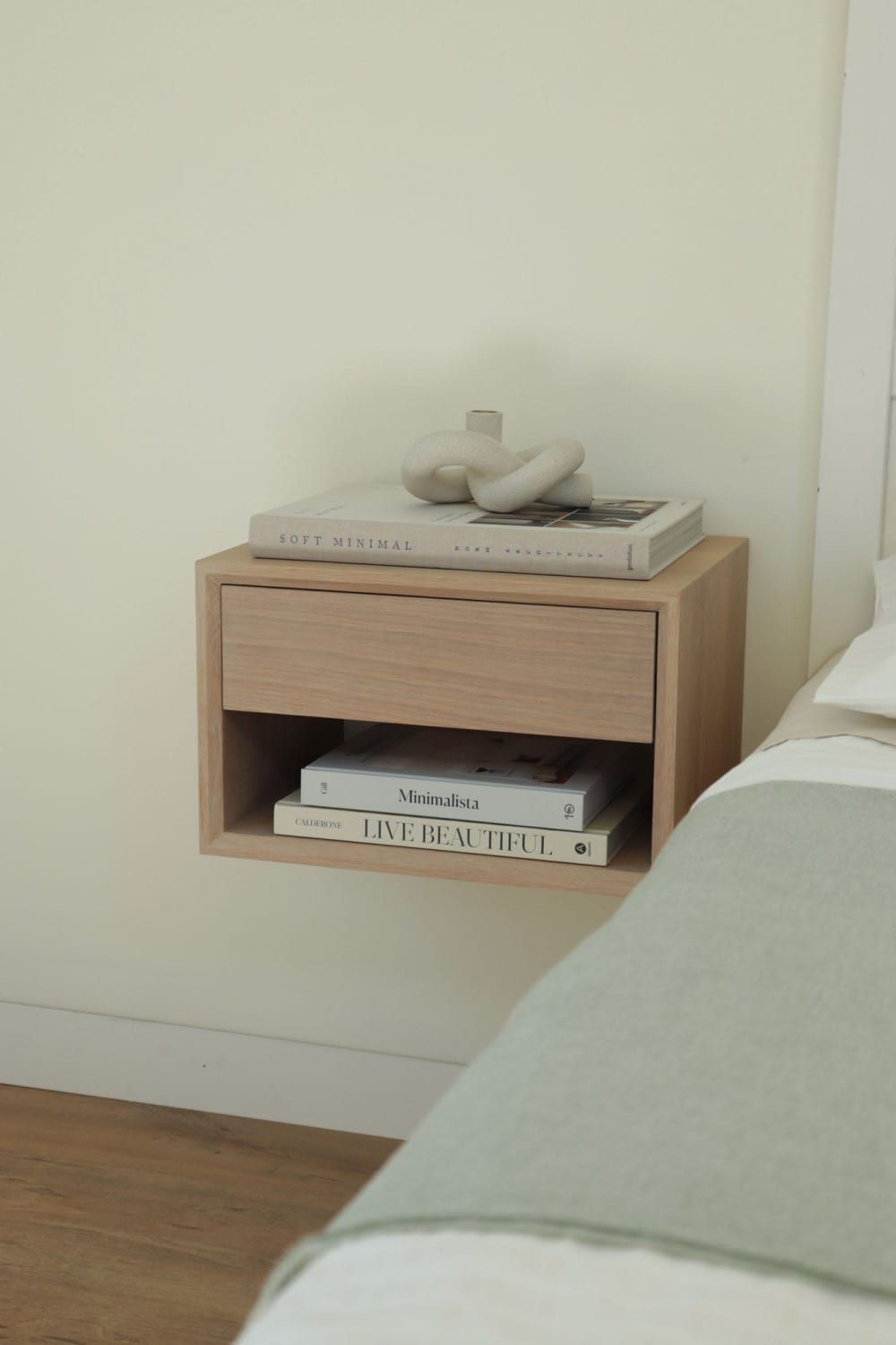 Elegant and Timeless Solid Oak Bedroom Furniture