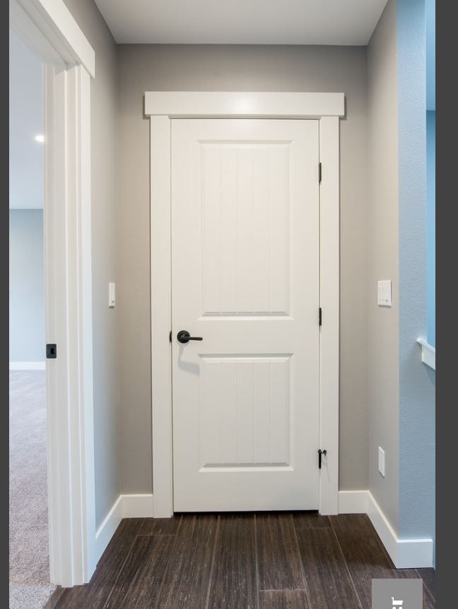 Elegantly Designed Shaker Style Interior Doors