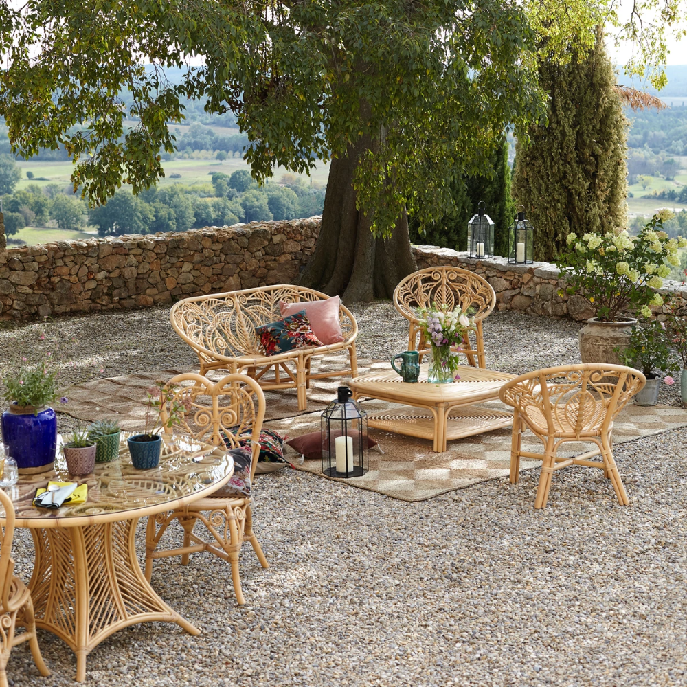 Embrace the beauty of Round Rattan Garden Furniture for a stylish outdoor space