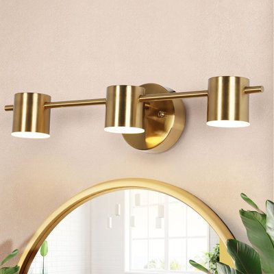 Enhance Your Bathroom with Stylish Lighting Fixtures: Tips for Choosing the Perfect Lights for Your Mirror