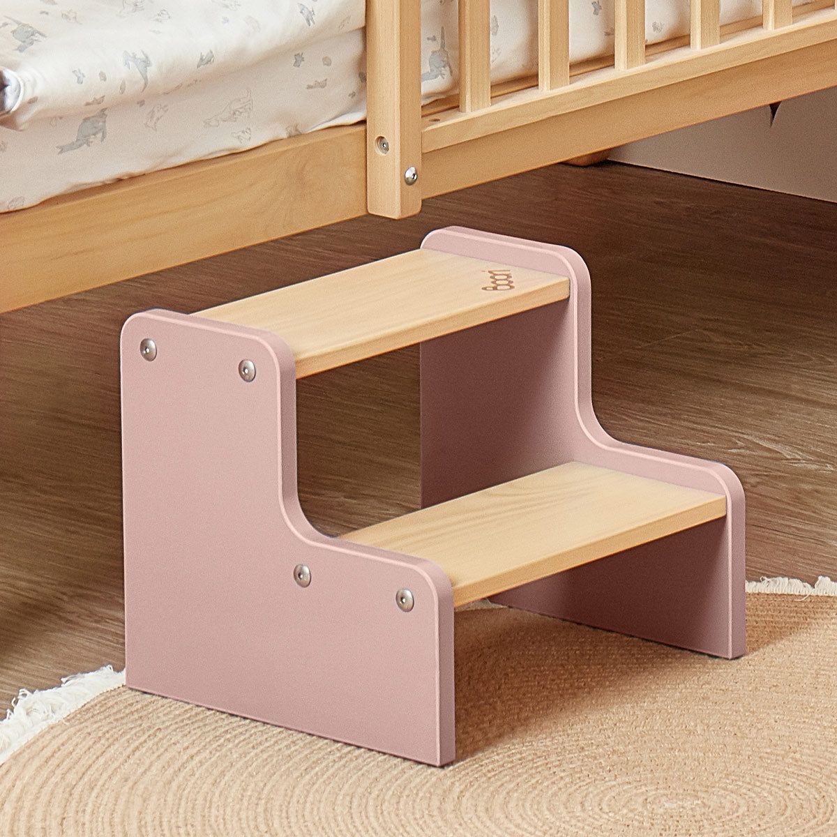 How to Choose the Perfect Step Stool for Your Home