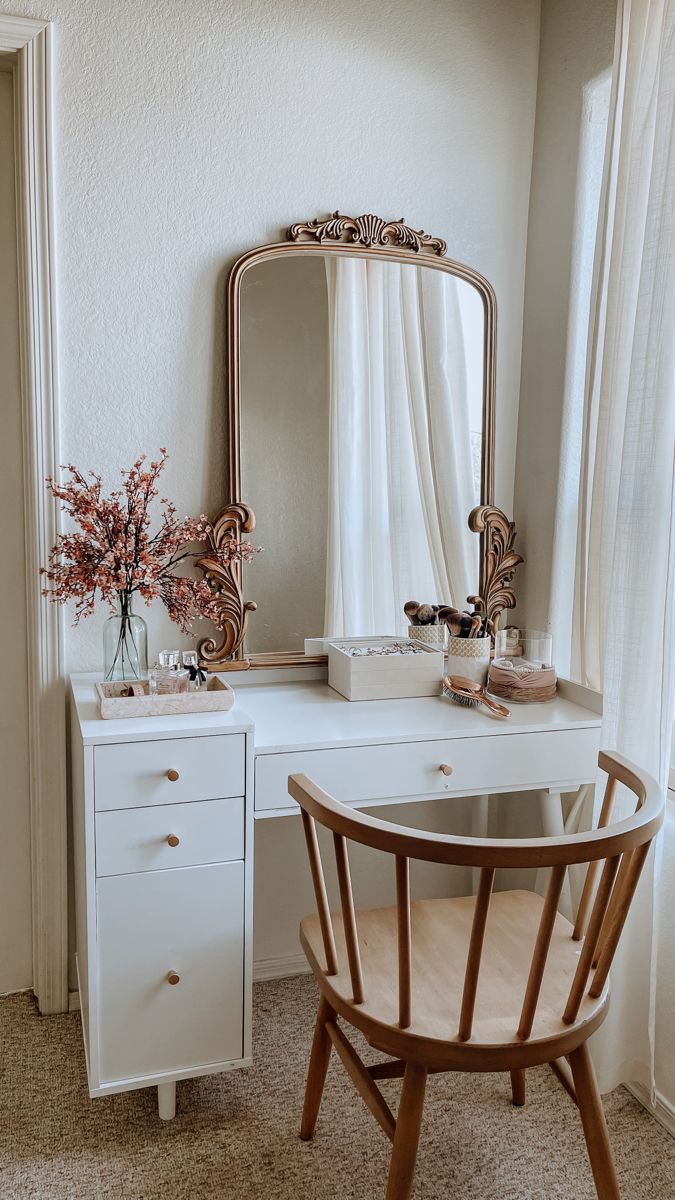 The Allure of Vanity Tables: A Timeless Addition to Your Home