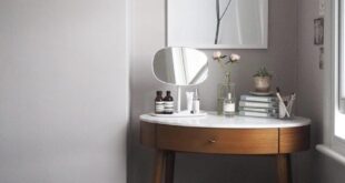 Vanity Table