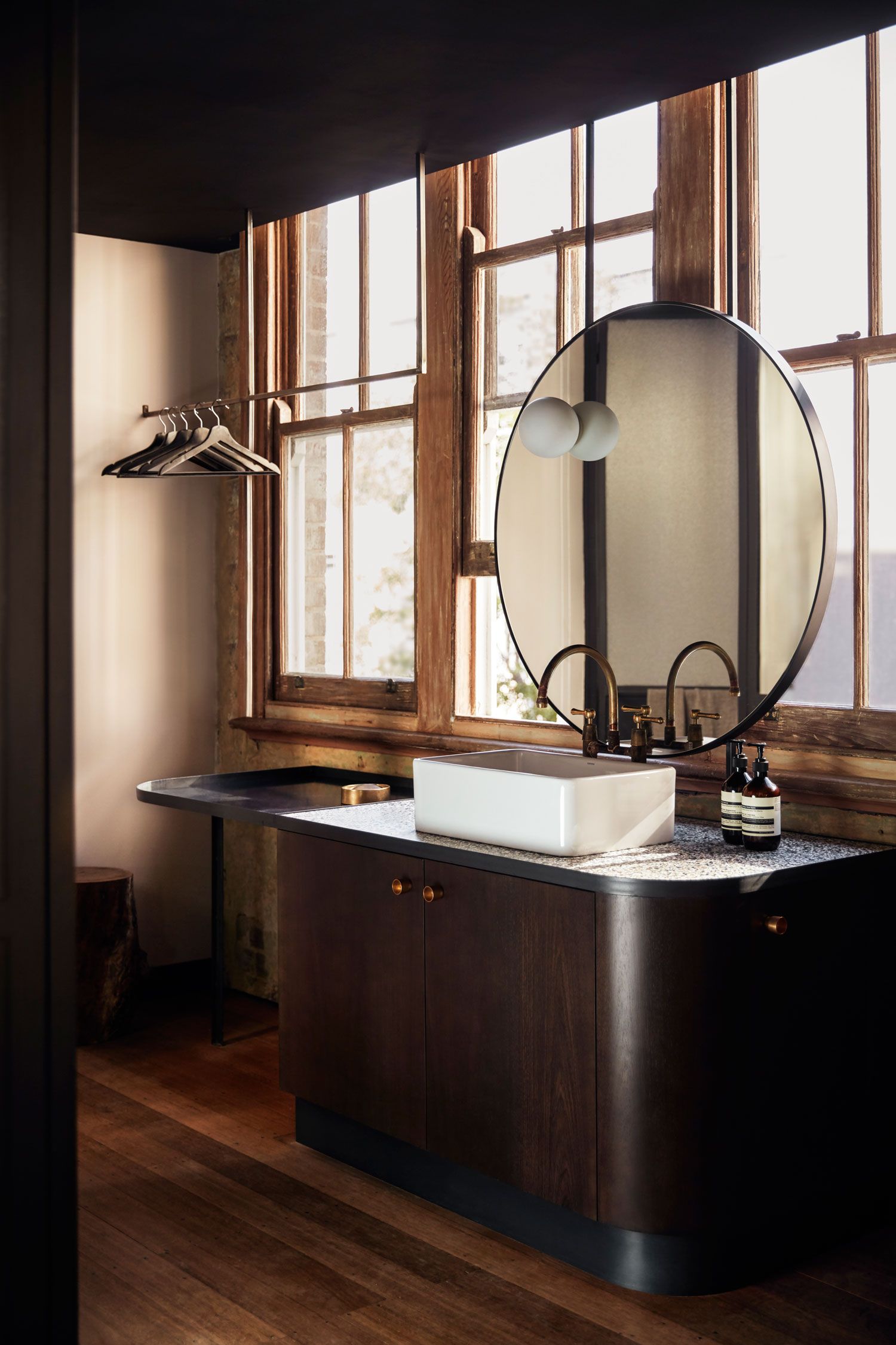 The Beauty and Functionality of Bathroom Furniture Vanities
