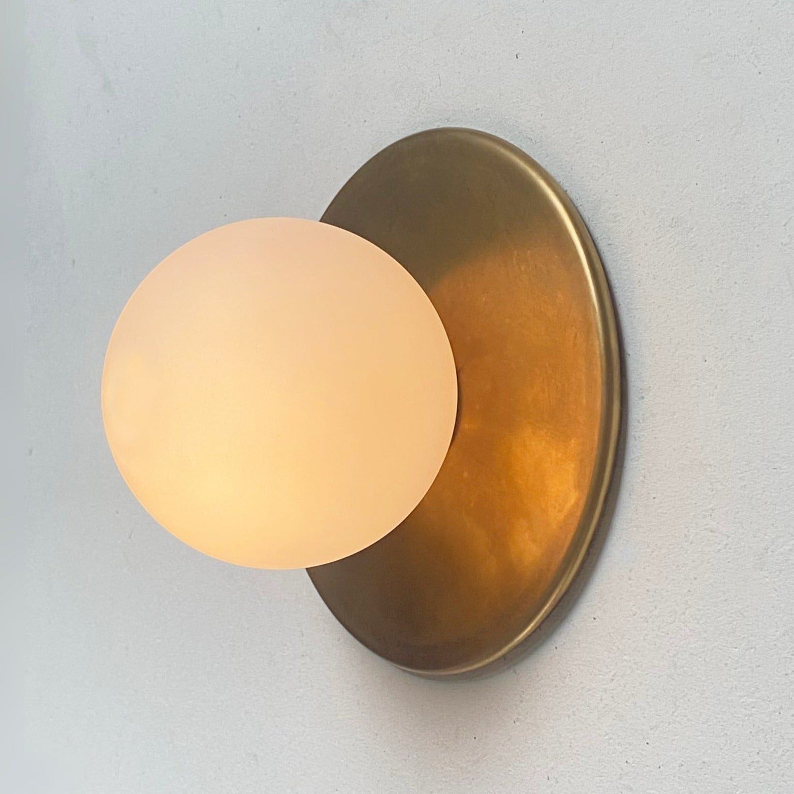 The Beauty of Wall Sconces: Enhancing Your Space with Elegant Lighting