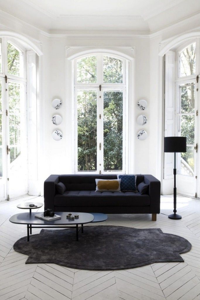 The Elegance of a Black Sofa in Your Living Room