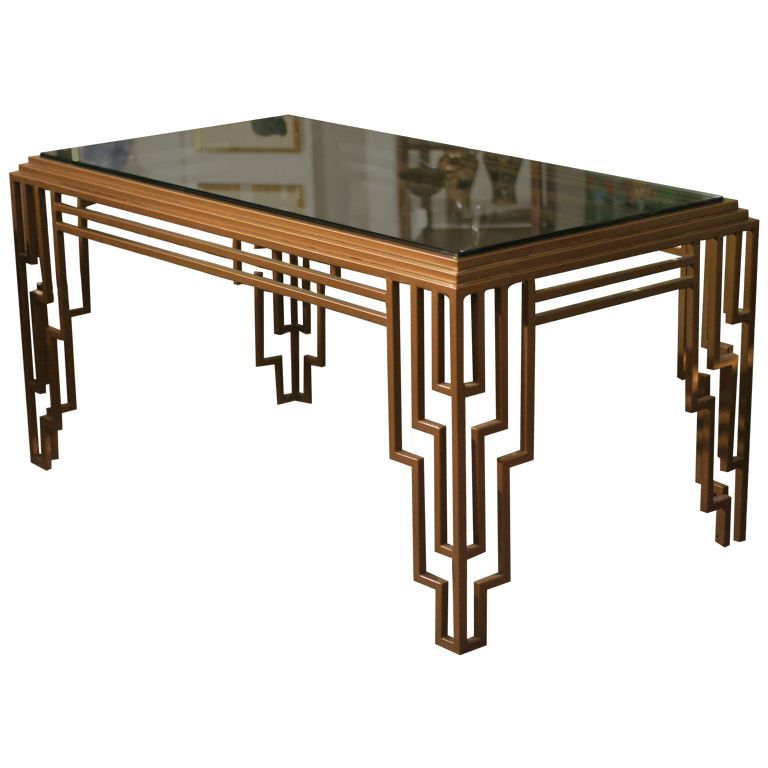 The Evolution of Modern Dining Tables: A Stylish Addition to Your Home