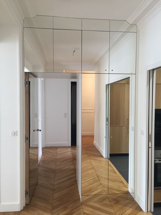 The Magic of Mirror Wall: A Reflective Barrier for Your Home or Office