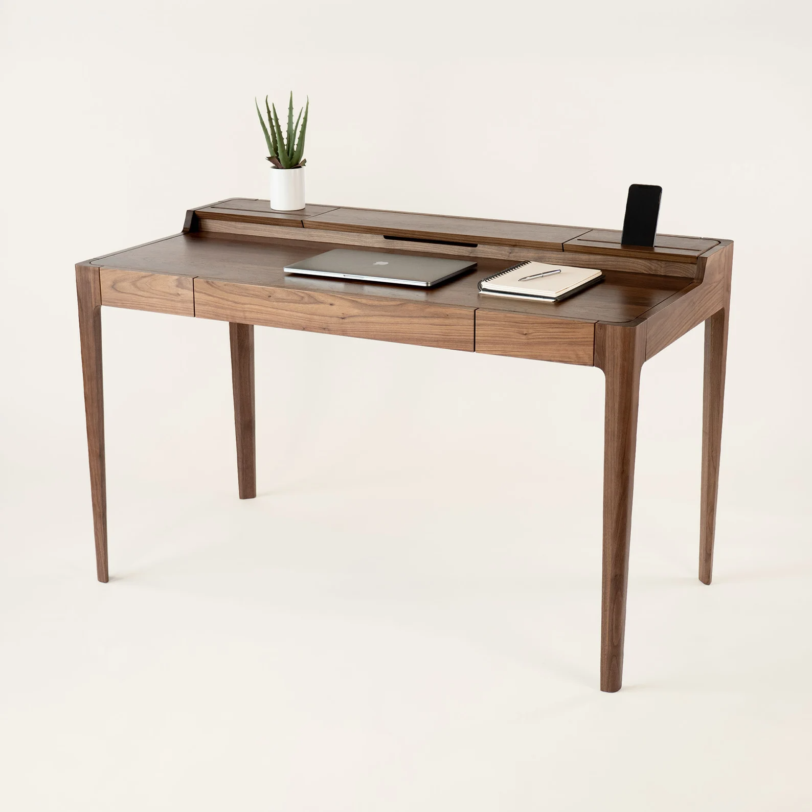 The Timeless Elegance of Solid Wood Computer Desks